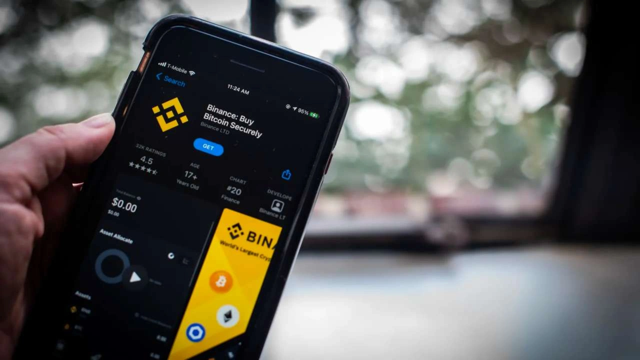 Duyuruldu: Binance, Bu Bölgelerdeki Kimi Hizmetlerini Askıya Alacak!