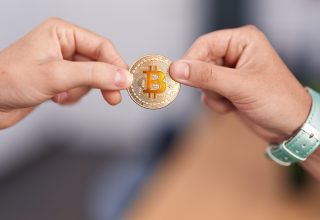 Fiziksel Bitcoin Nedir? Gerçek Dünyadaki BTC Versiyonu