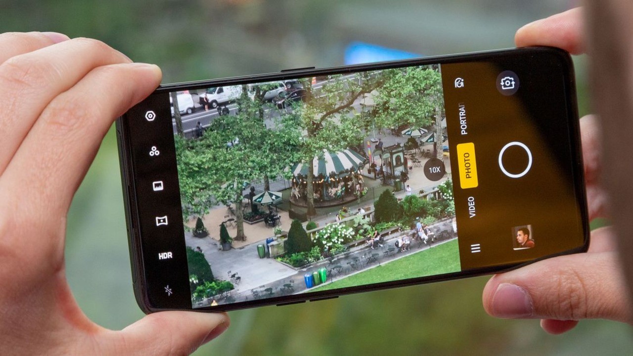 Telefon mu yoksa bir teleskop mu? Oppo Find X9